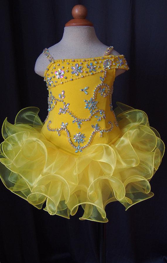 

Lovely Yellow Glitz Little Girl Pageant Dress Spaghetti Straps Crystal Beaded Ruffle Short Kids Infant prom dresses Party Gowns, Hunter