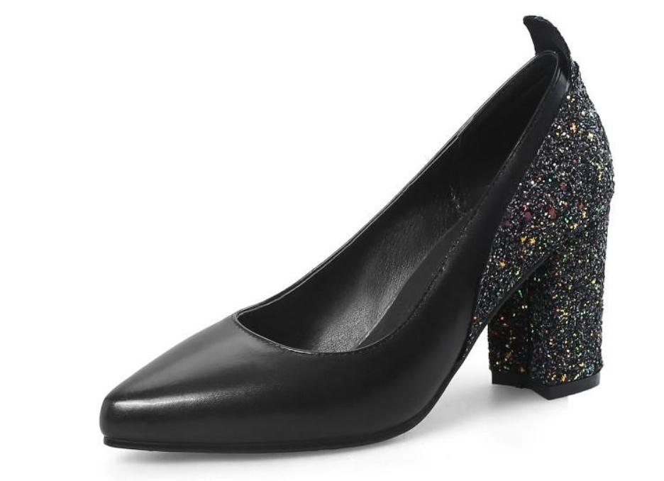 

Free send 2018 spring and autumn new style pointed end women's shoes with high heel Coarse heel, Red