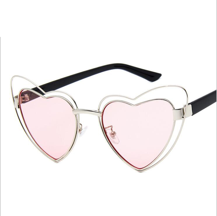 

Fashionable Heart Sunglasses for Women Unique Cat Eye Sunglasses Hot Red Pink Heart-Shape Candy Color Casual Glasses UV400