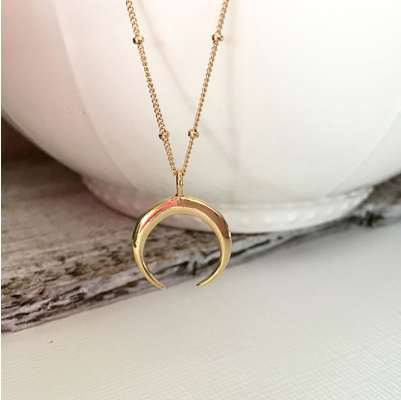 

Statement Gold Horn Necklace, maxi Long Crescent Moon Necklace,Double Horn Necklace For Women Charm Jewelry XL257