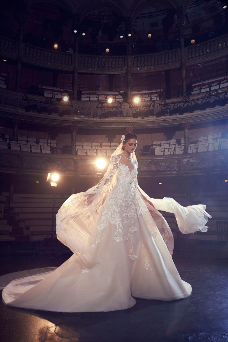 

Elie Saab Wedding Dresses A Line Jewel Neck Sweep Train Lace Tulle Applique Beach Wedding Gowns Backless Long Sleeve Bridal Dress, Pink