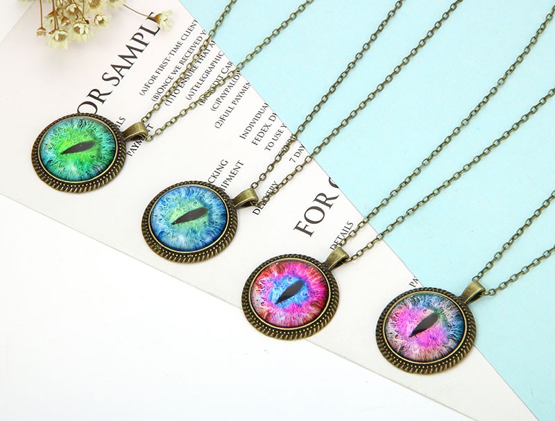 

New Fashion 4 Colors Dragon Cat Eye Glass necklace Plated Round Pendant Necklace For Unisex Gift Charm Jewelry Hot Sale