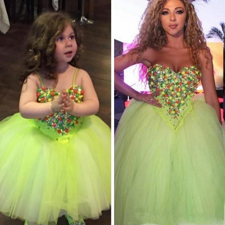 

2019 Fashion Mother and Daughter Matching Ball Gown Prom Dresses Soft Tulle Heavy Multicolor Beadings Evening Party Dresses Pageant Gowns, Water melon