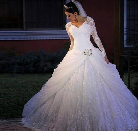 

Luxury Ruffles Lace Ball Gown Wedding Dresses For Bride 2022 V Neck Illusion Long Sleeves Rhinestones Beaded Pleated Wedding Gowns Cheap, Champagne