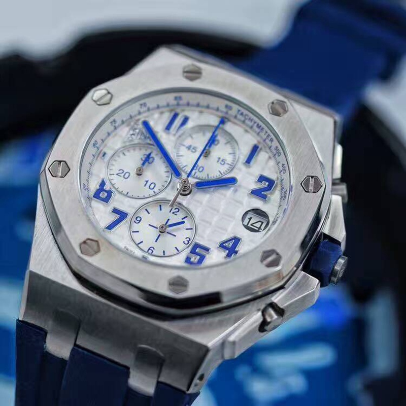 

2018 Sports Men's Watch .316 Stainless Steel 1; 1 Shell Case. Super Luminous Effect Dial. Imported Quartz Chronograph Movement. Diameter 43m, White