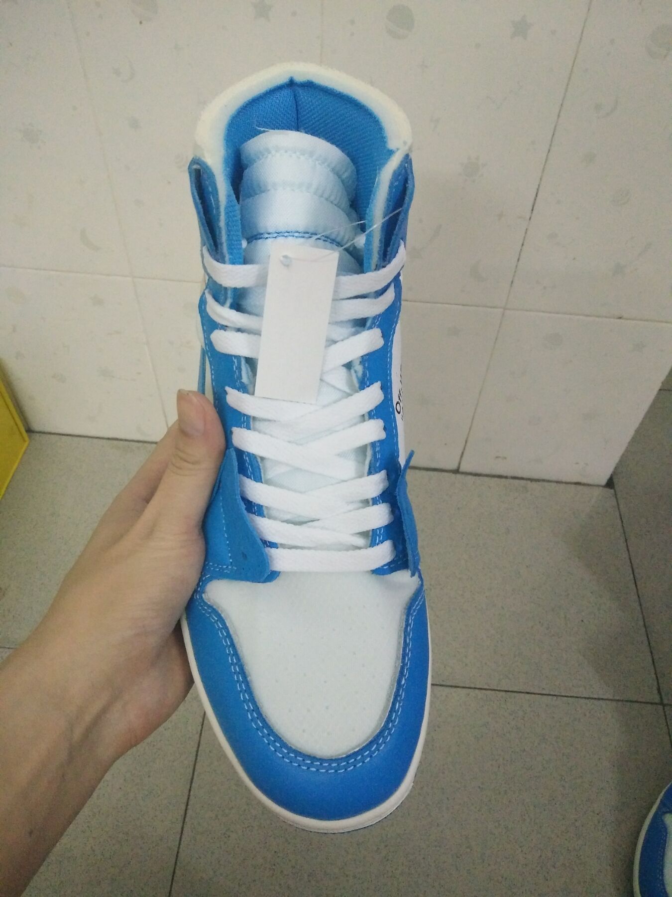 

Retro 1s jumpman basketball shoes man sneakers shoes Powder Blue Have large size 12-13 with Double box aq0818-148, White