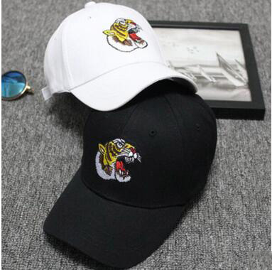 

HOT Selling Tiger Head Embroidery Caps American Street Style Sport Ball Caps Teenager Fashion Sun Hat Wholesale Price, White