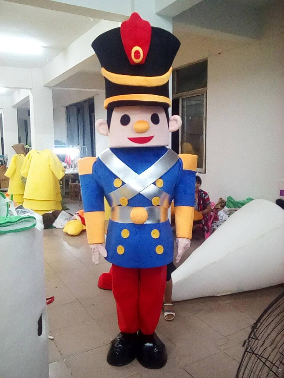 2018 Discount factory sale light and easy to wear adult plush christmas soldier mascot costume for adult to wear holiday
