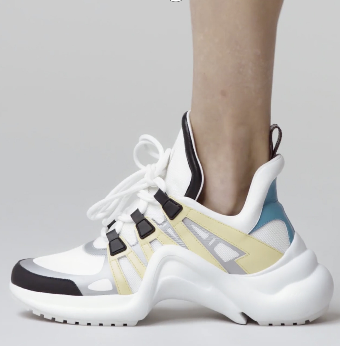 

2021 women's arch light sneaker Leather trainers for men women Designers shoes fashion Casual outdoor boots with box, White/silver