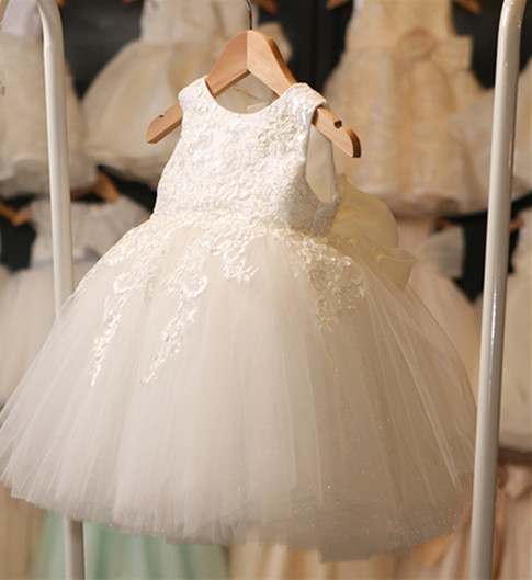 

Lovely Flowr Girls Dresses Tea length Ball Gown Girls Party Dresses Crew Zipper Back Pleats Tulle Flower Girls Dresses White,Ivory Cheap, Grape