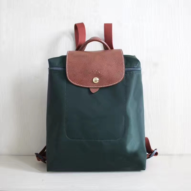 Green749
