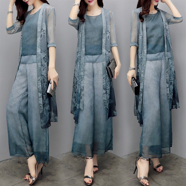 

Three Pieces Mother Of The Bride Pants Suits Jewel 3/4 Sleeves Formal Mother Of The Bride Suits