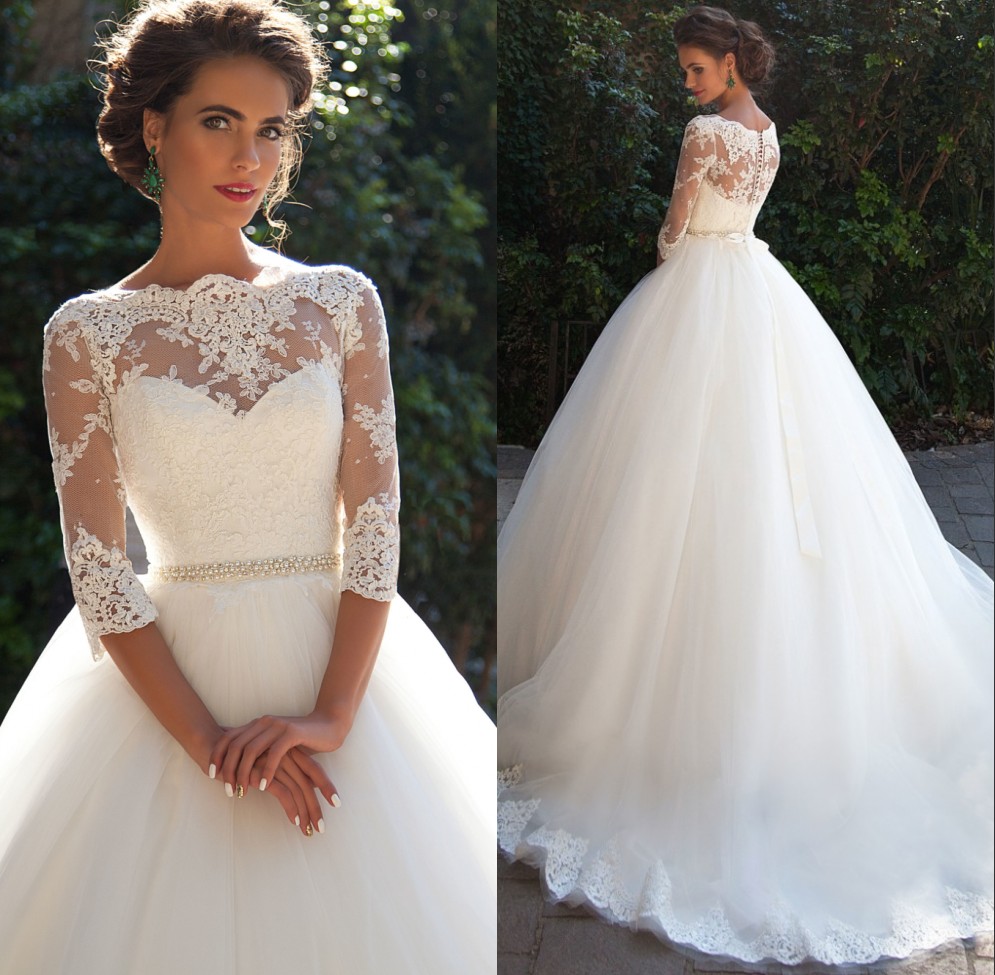 

Vintage Lace Ball Gown Wedding Dresses Three Quarter Long Sleeves Sheer Neck Tulle Bridal Gowns with Covered Buttons, Champagne