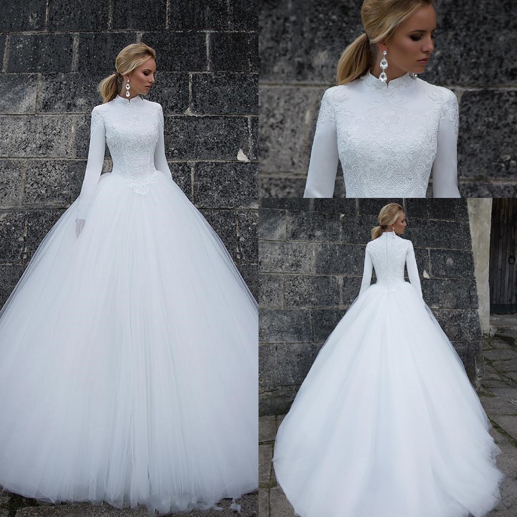 

2018 New High Neck Long Sleeves Lace A Line Muslim Wedding Dresses Satin Empire Lace Applique Zipper Tulle Winter Wedding Bridal Gowns, Gold