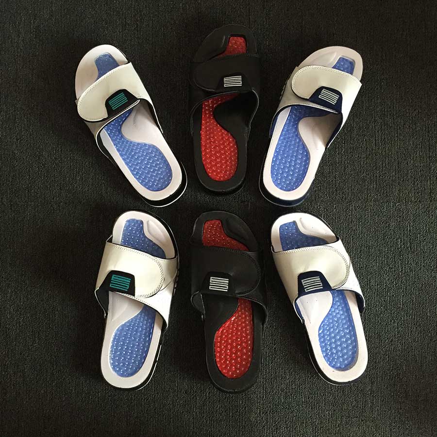 2018 Nouvelle Arrivée Hydro XI 11 hommes chaussures de sport Pâques magie Crochet Boucle Plage pantoufles Hommes Sandales En Caoutchouc 11s Mode