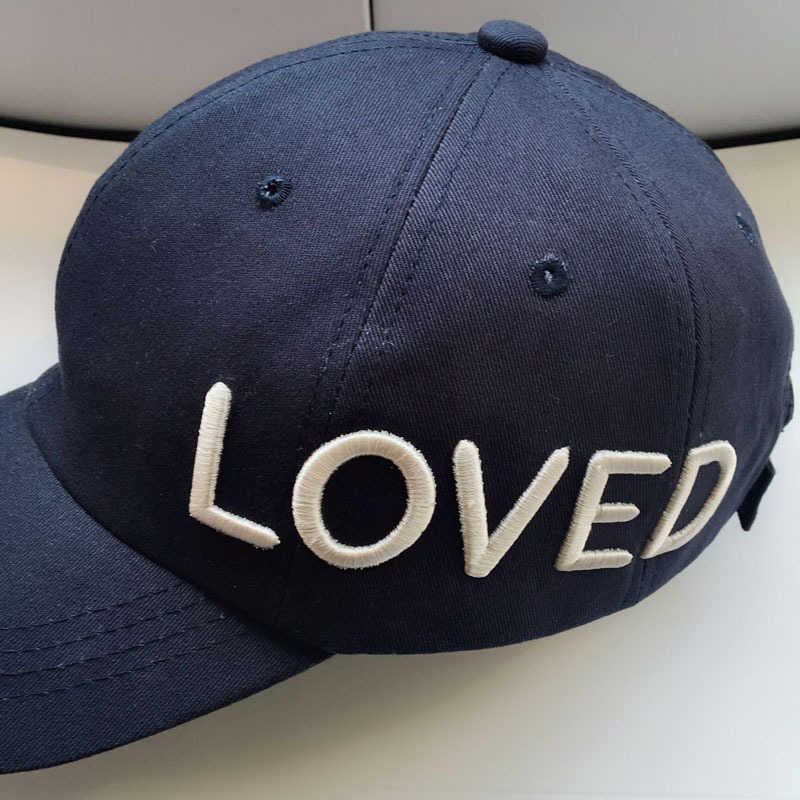 

2020 New Retro Love letter Ball Cap Famous Plaid Embroidery Hat High Quality Pure Cotton Baseball Hat Adjustable Dad Hat Leisure Golf Cap, Blue;gray