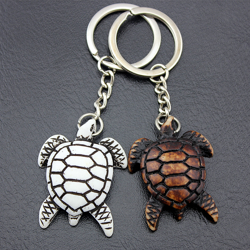 

Jewelry Wholesale 12pcs Cool Men Women's Car Keychains Imitation Yak Bone Carved Tortoise Key Chains Sea Turtles Keyrings for Children Gifs