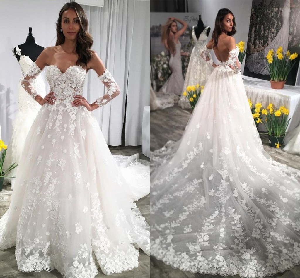 

2018 Gorgeous Lace Wedding Dresses Sweetheart Long Sleeves Appliques Tulle Backless Wedding Gowns Sexy Bridal Dresses Chapel Train, White