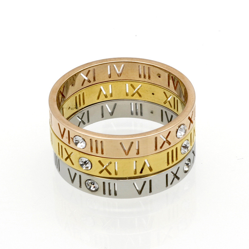 

Fashion Stainless Steel 18K Rose Gold Roman 4 Diamond Couple Titanium Steel Rose Gold Ring Circumcision Finger Joint Ring Silver Ring
