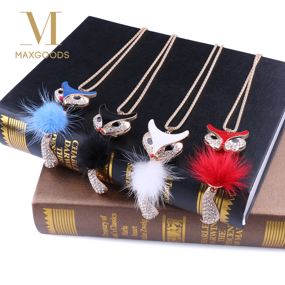 

Fashion Fur Fox Pendant Necklace Rhinestone Inlaid Faux Fur Pompom Necklace Long Sweater Chain Necklace For Women Jewelry