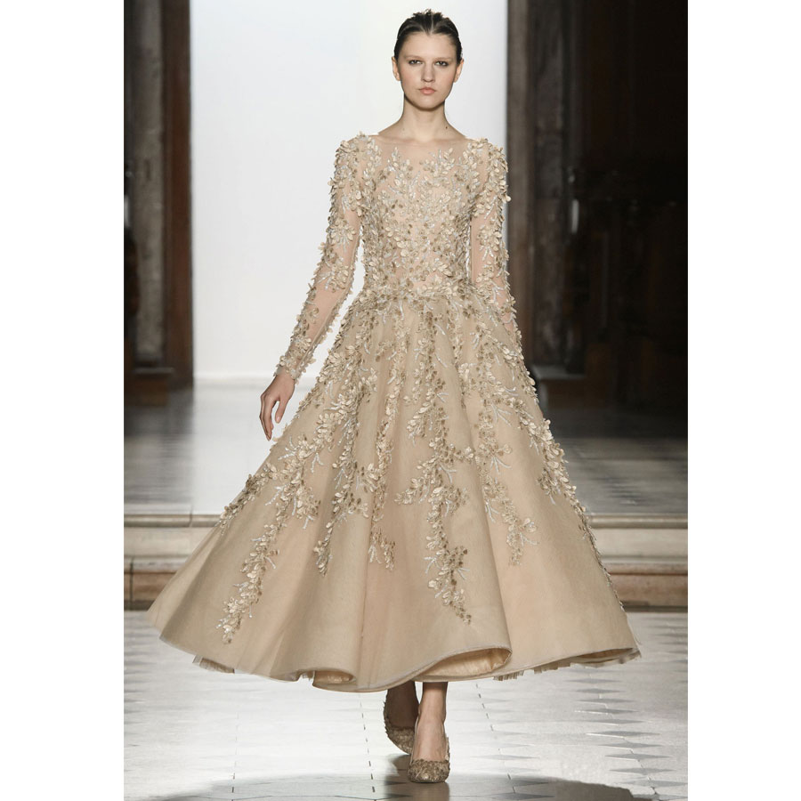 

Champagne Sequined Prom Dresses Sheer Bateau Neck A Line 3D Appliqued Evening Gowns Tea Length Tulle Long Sleeves Formal Dress, Dark green