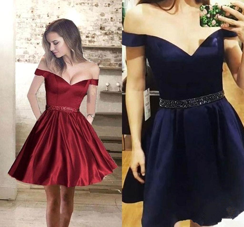 

Off The Shoulder Satin Short Homecoming Dresses 2018 Beaded Sash A-Line Knee Length Evening Prom Dresses Plus Size Vestidos De Festa BA9143, Black