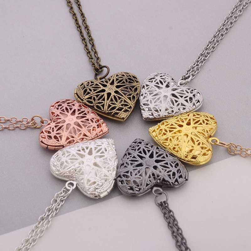 

Hot Sale New Valentine Lover Jewelry Gift Hollow Out Heart Photo Frames Open Locket Pendants Necklaces