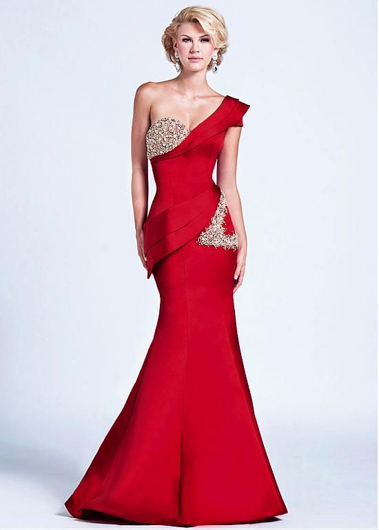 

4 bridesmaid dresses+1 mother of the bride dress+1 dusty rose dress