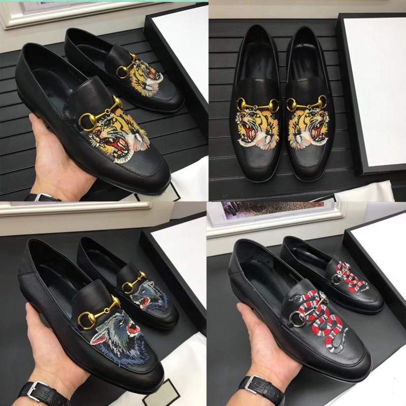 

Top Quality brand Formal Dress Shoes For Gentle Men Black animal embroidery Genuine Leather Shoes Pointed Toe Men Business Oxfords Casu, Black the tiger