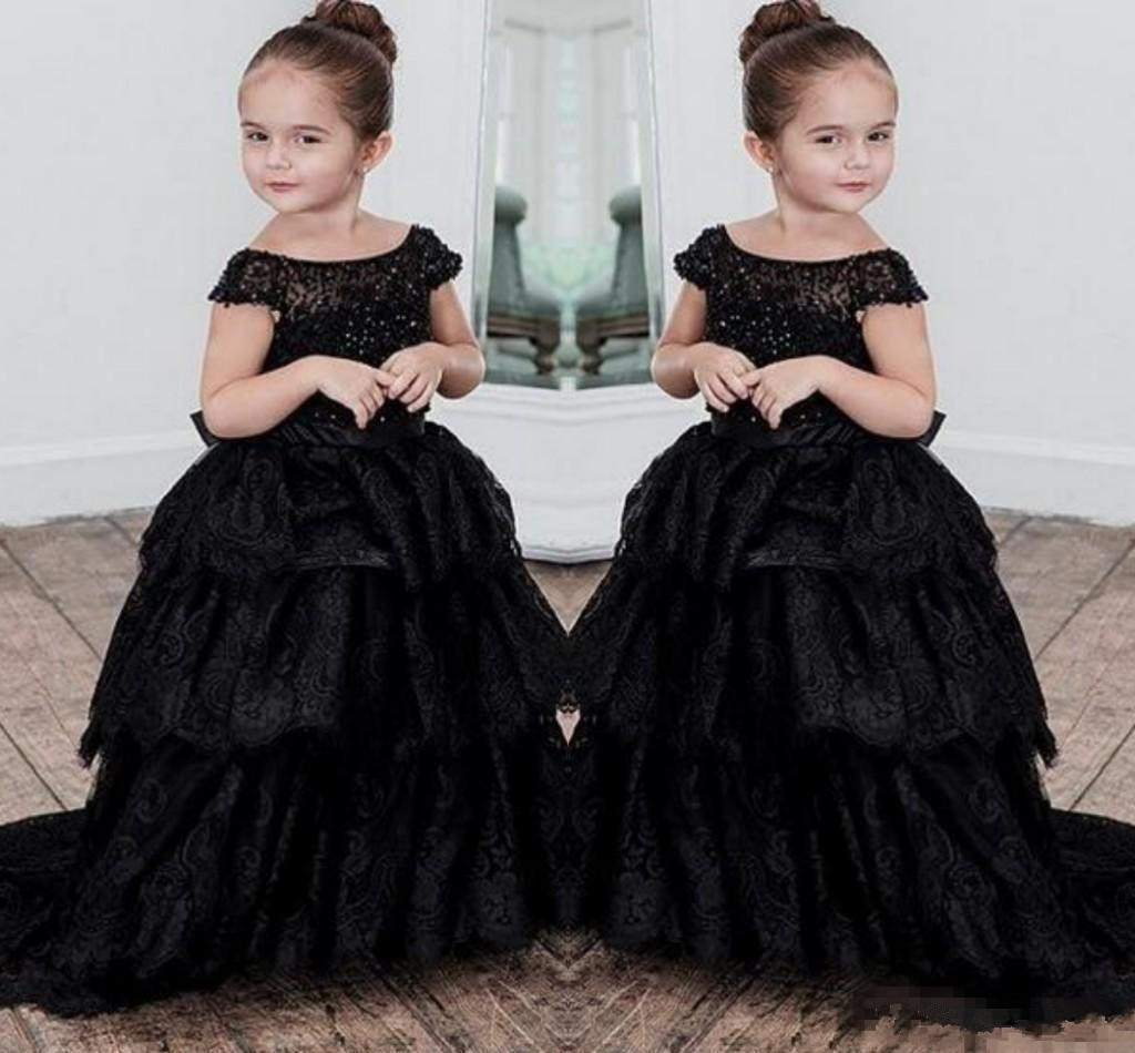 

Ball Gown Lace Flower Girl Dresses For Weddings Off the Shoulder Tiered Skirts Beading Long Floor Length Pageant Communion Dress, White;blue