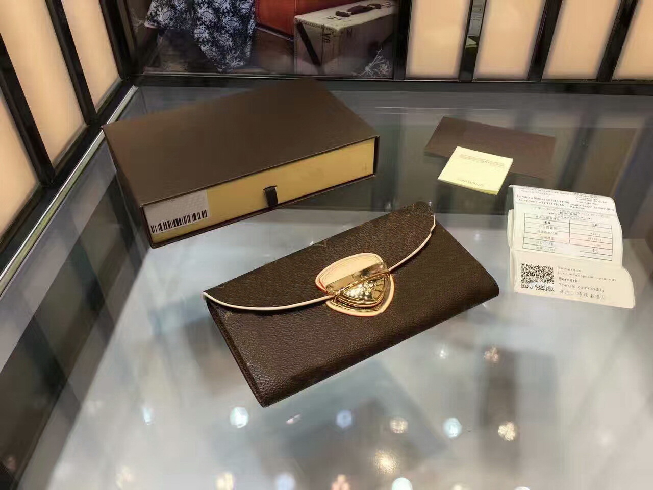 

Famous Women Genuine Leather Long Hasp Wallets 60123 with dustbag box card Holder Purses CX#189 Bags