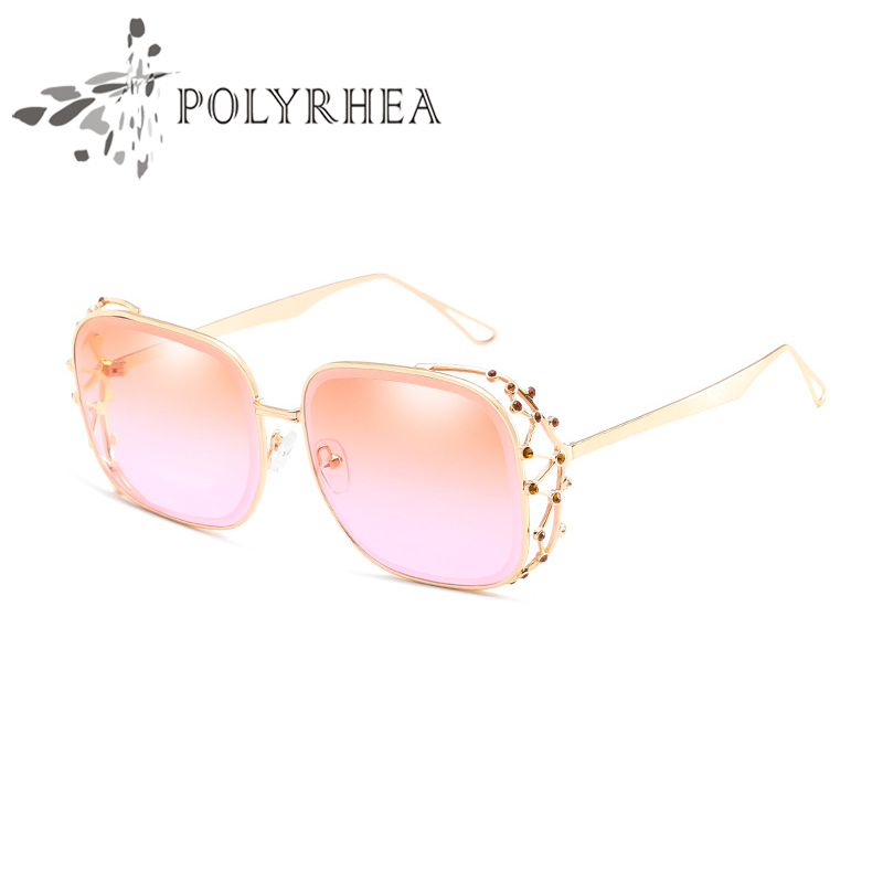 

High Quality Brand Designer Fashion Women Sunglasses Sparkling Diamond Design Square Frame Protection Sun Glasses With Box And Cases