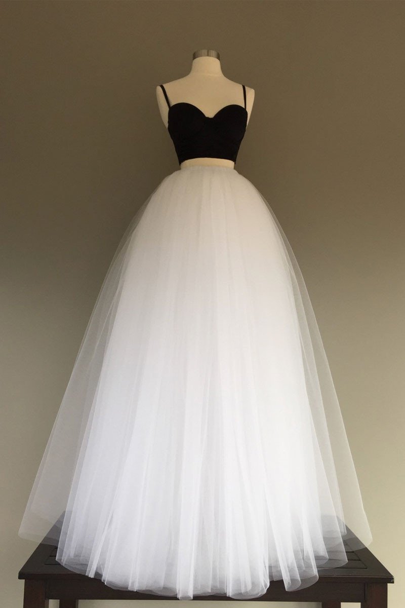

Black And White Two Pieces Evening Dresses 2018 Cheap With Spaghetti straps Tulle Ball Gown Homecoming Party Long Prom Dresses, Dark green