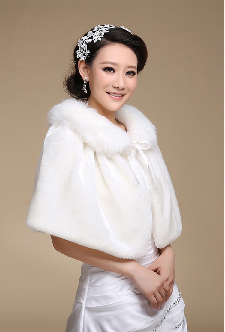 

Hot Sale Outerwear 2018 New Arrival Urged Wrap Bride Formal Dress Winter Cape Bride Fur Shawl Wedding Jackets Wrap, Red