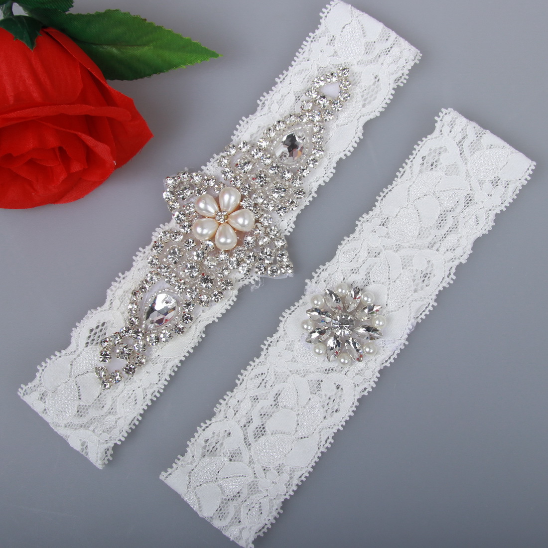 

Bridal Garters Prom Garter White Lace Bridal Wedding Garter Belt 2 Pieces set Lace Rhinestones Crystals Pearls In Stock Cheap, As picture