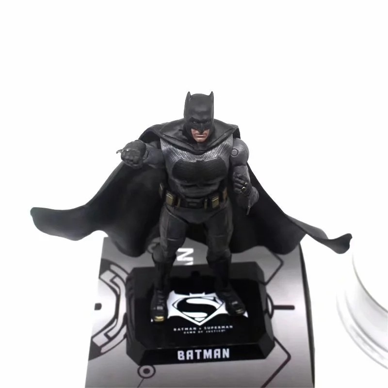 

Batman V Superman: Dawn of Justice BATMAN 1/9 Scale Animation Figure 17CM