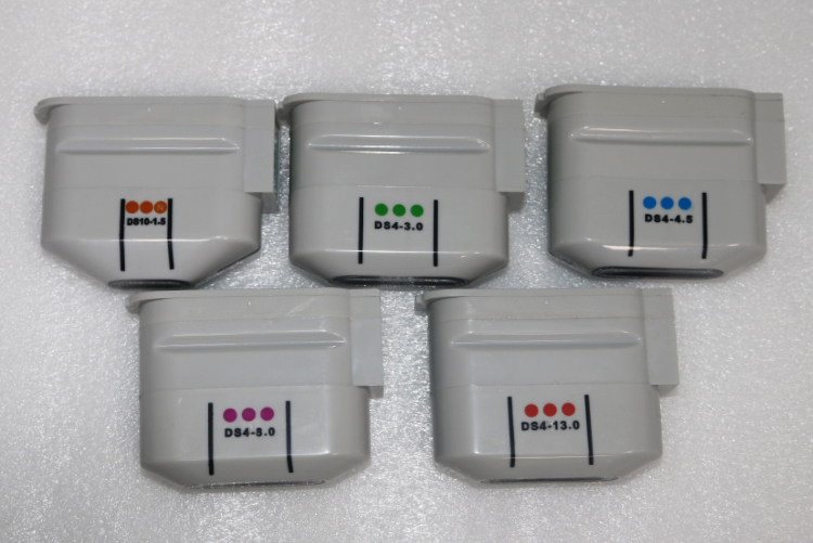 

Slimming Machine 10000 Shots Hifu Tips 1.5mm 3.0mm 4.5mm 8mm 13mm Treat for Face and Body Head Cartridges