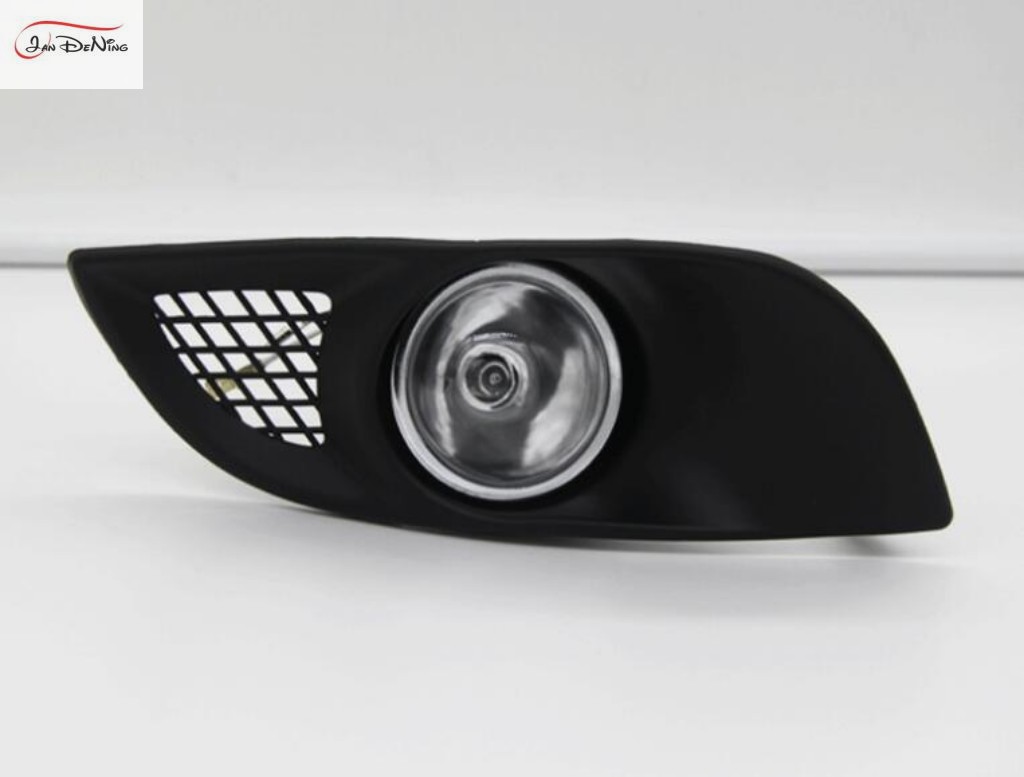 

Car Fog Lights for Toyota Vitz 2003 Halogen bulb Front Fog Lights Bumper Lamps Kit