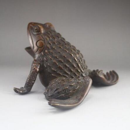 

Exquisite Chinese Bronze Statue - Frog