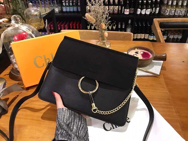 Big Size:28*23cm