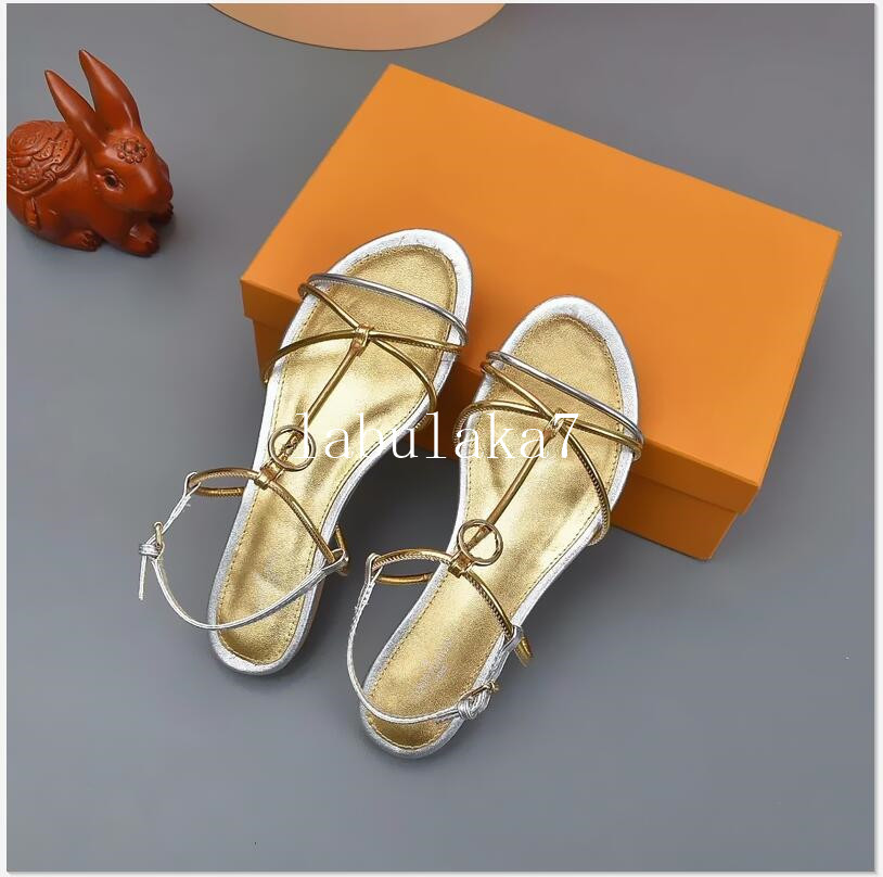

Classic Flat heel sandals leather luxury Designer leather woman shoes Metal buckle for parties Occupation Sexy sandals size35-42 with box