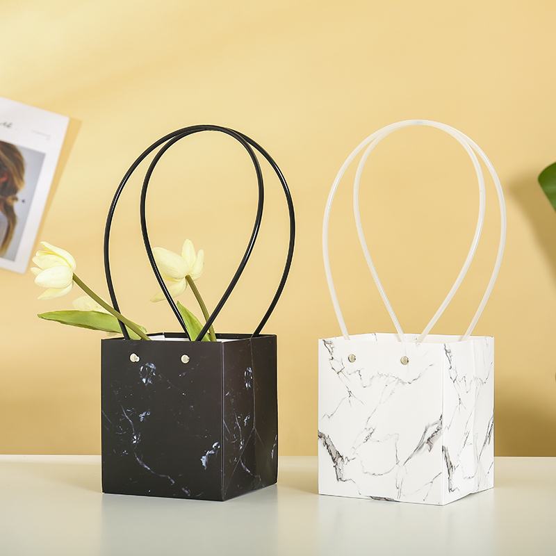 

5pcs Waterproof Paper Bag With PVC Handle Marbling Flowerpot Bountique Packing Material Fresh Bonsai Plant Carrier Solid Package