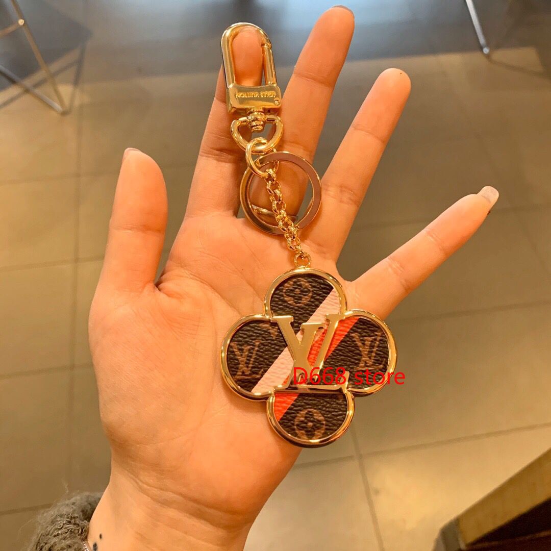 Excelent Quality Luxury Keychains Designer Key Buckle New Fashion