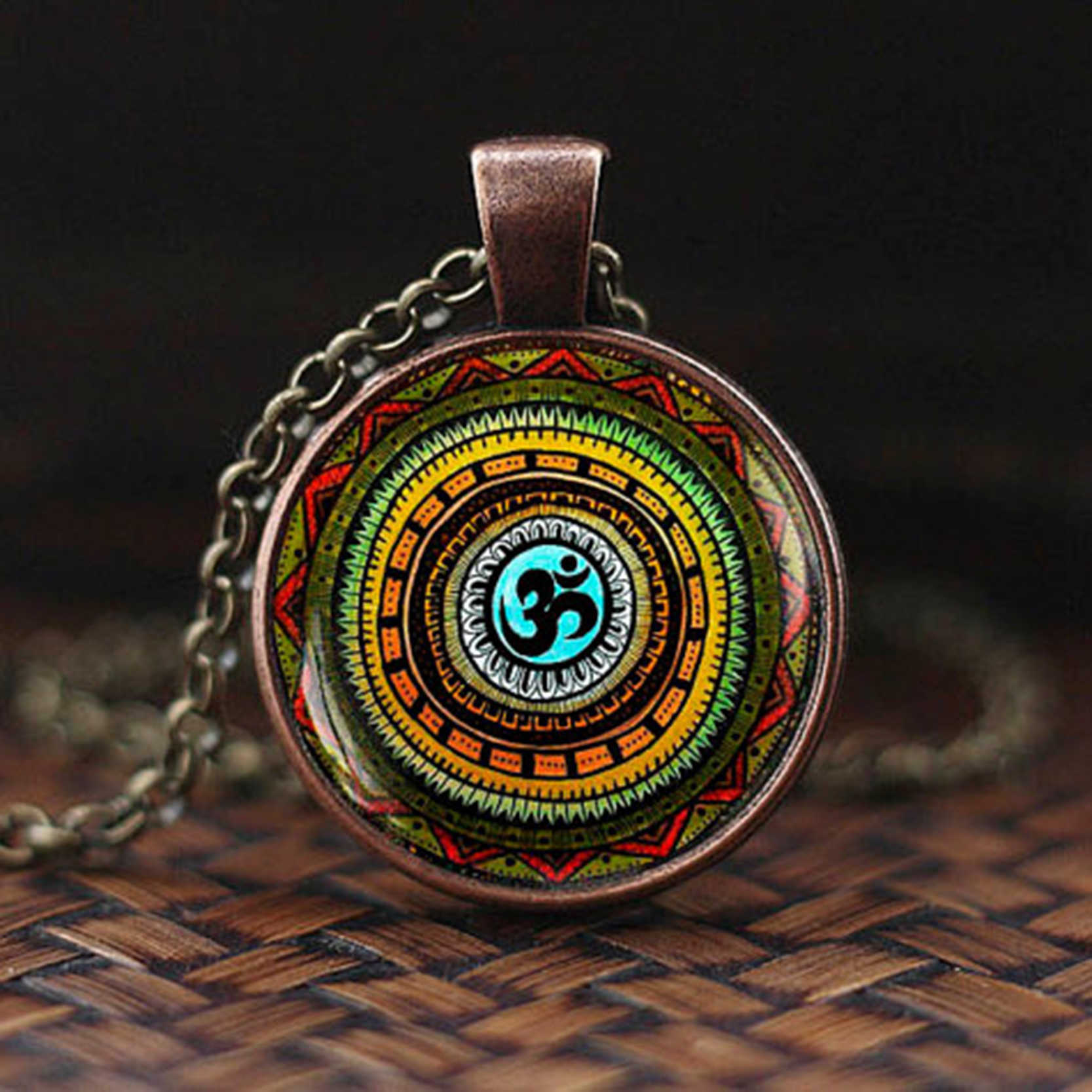 

2019 Vintage Buddhism Necklace Chakra Glass Cabochon Pendant Jewelry Om India Yoga Mandala Necklaces Unisex Gift