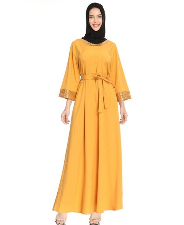 

2020 round neck Muslim women clothing women's plus size long dress trumpet sleeves with gold edge stitching loose skirt