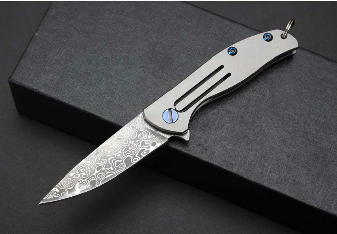 

Thomas Titanium Handle Damascus Keyring Pocket Knife ball bearing pocket keychain folding gift knife for man 1pcs Adru