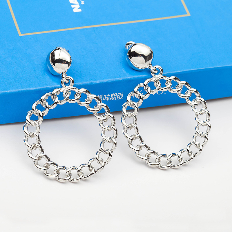 

Wholesale- Gold/Silver Exaggerated Chain Circle Earrings Hollow Preparation Metal Personality Earrings Earrings Female Jewelry Wholesale