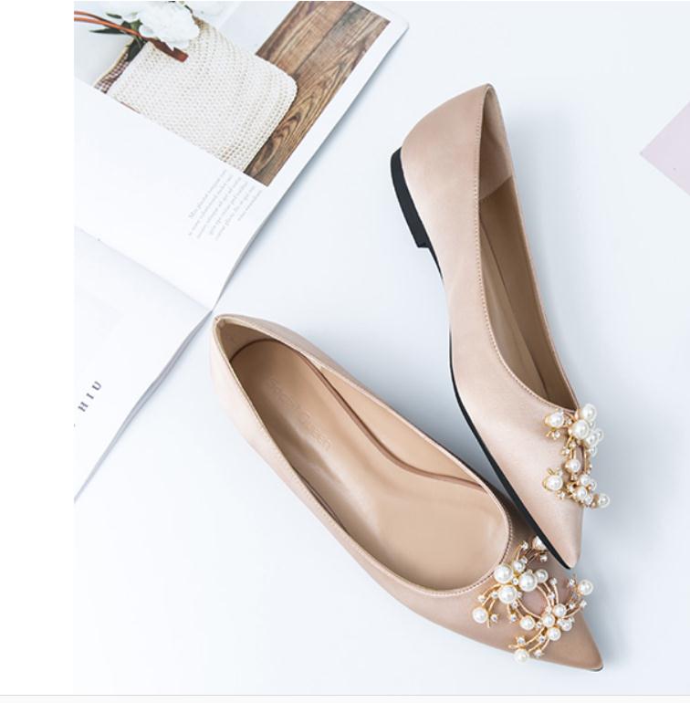 

2020 Spring and Autumn with New style fashion flat bottom pointed end Silk and satin Women's shoes@ER4, Red