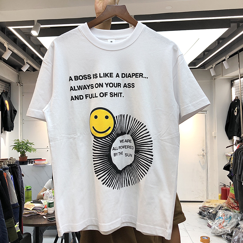 Sun sourire Astro monde T-shirt Homme Femme Streetwear style d'été à manches courtes T-shirts occasionnels T-shirt gunn