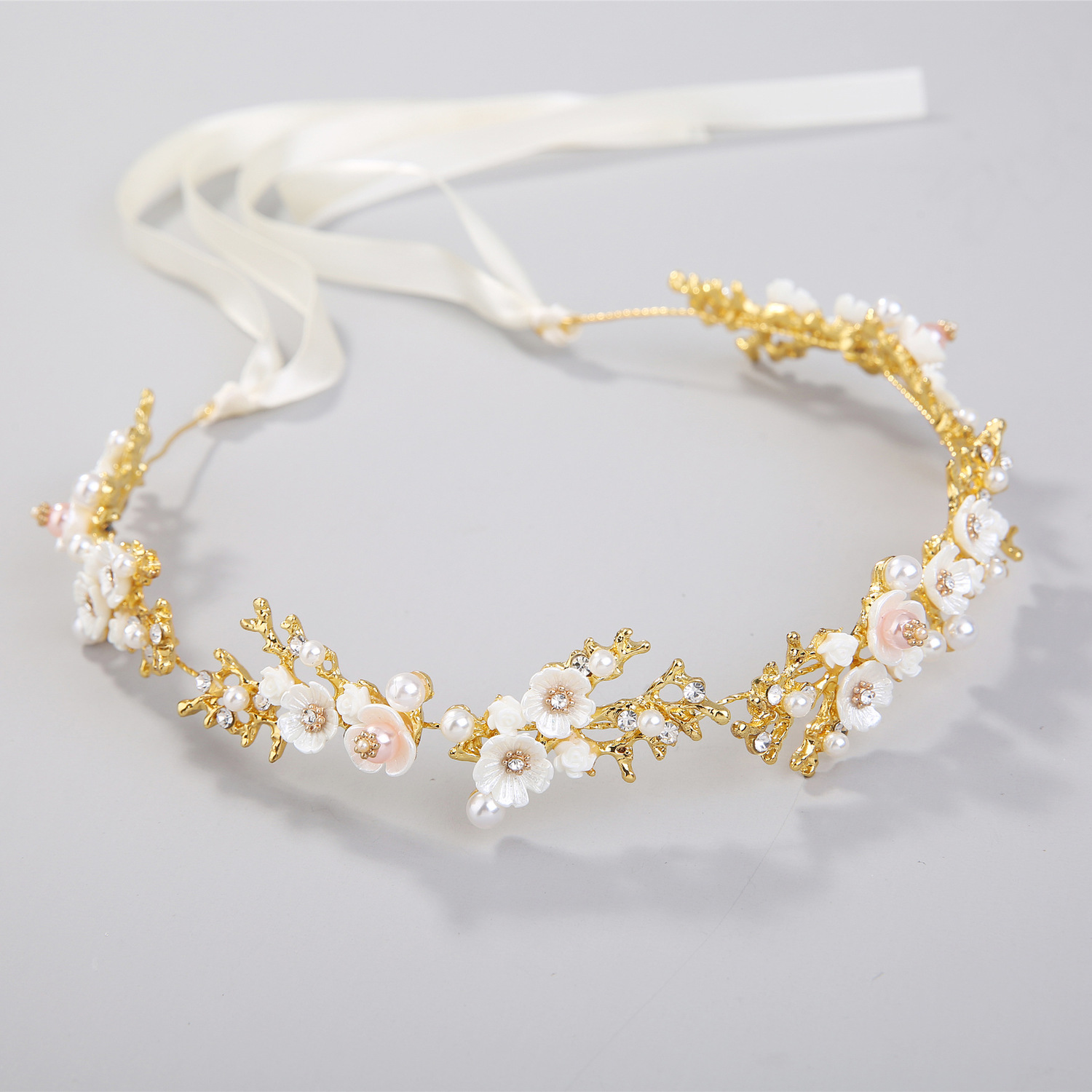 

Bride Flower Headwear Hair Band Marry Ornaments Wedding Dress Full Dress Accessories New Shell Flower Rhinestone Soft Chain Woman